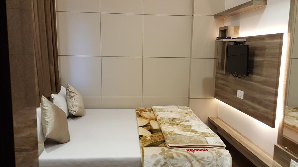 Hotel Oasis Bombay Chambre photo