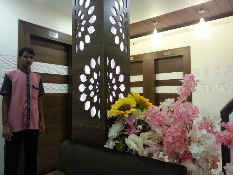 Hotel Oasis Bombay Extérieur photo